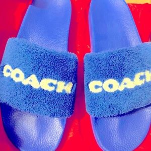 Men’s coach slides